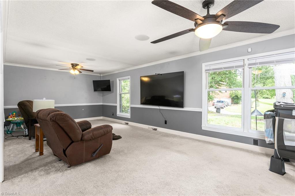 1200 Quail Hollow Road