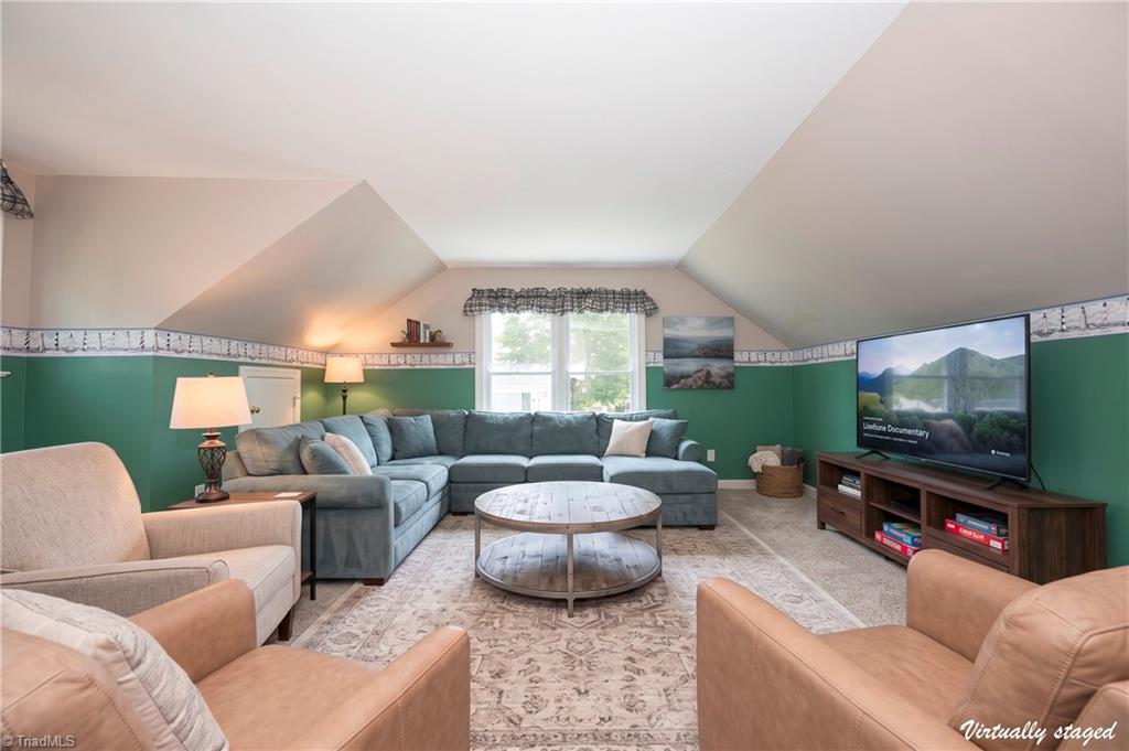 111 Lonetree Court