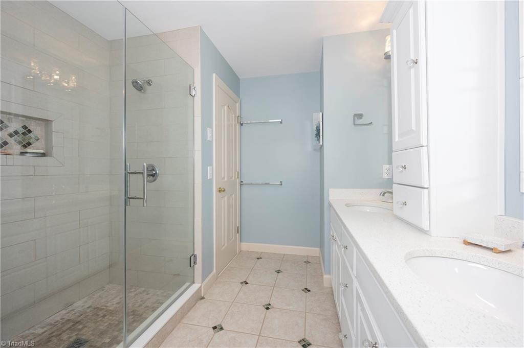 111 Lonetree Court