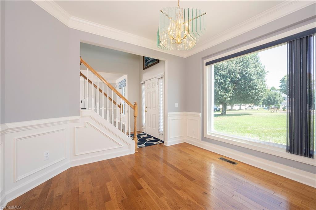 111 Lonetree Court