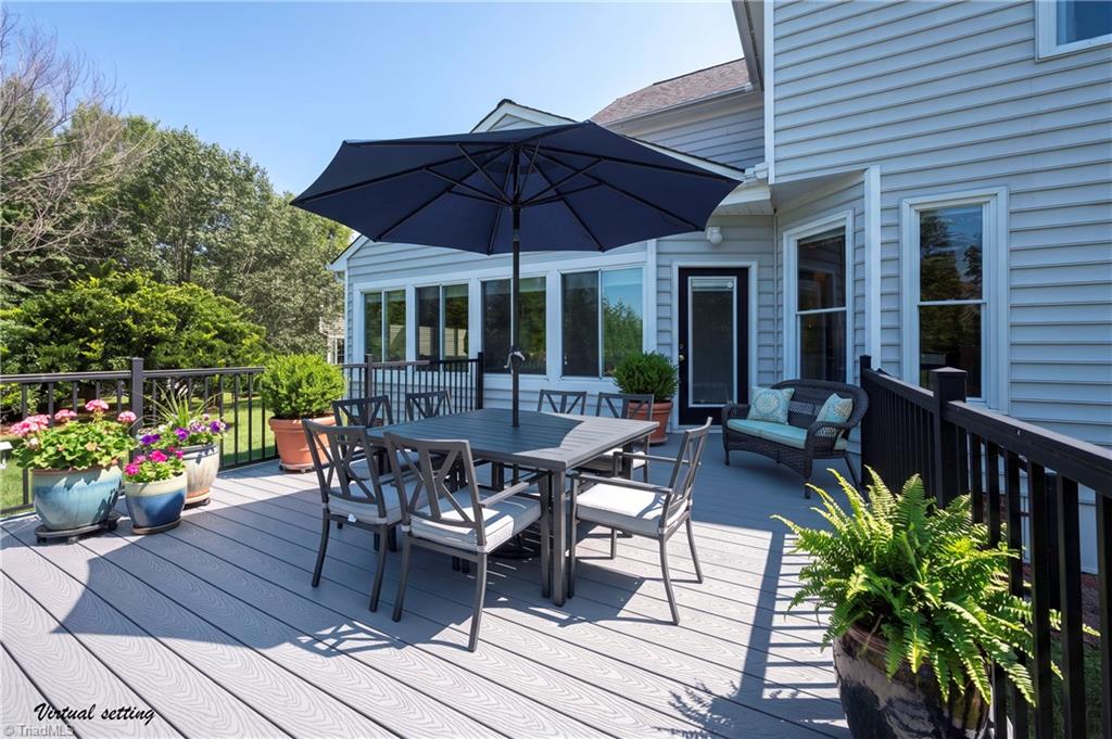 111 Lonetree Court
