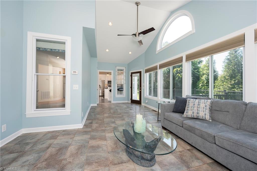 111 Lonetree Court