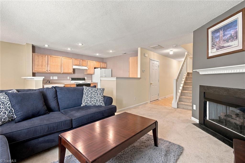 5038 Bartholomews Lane