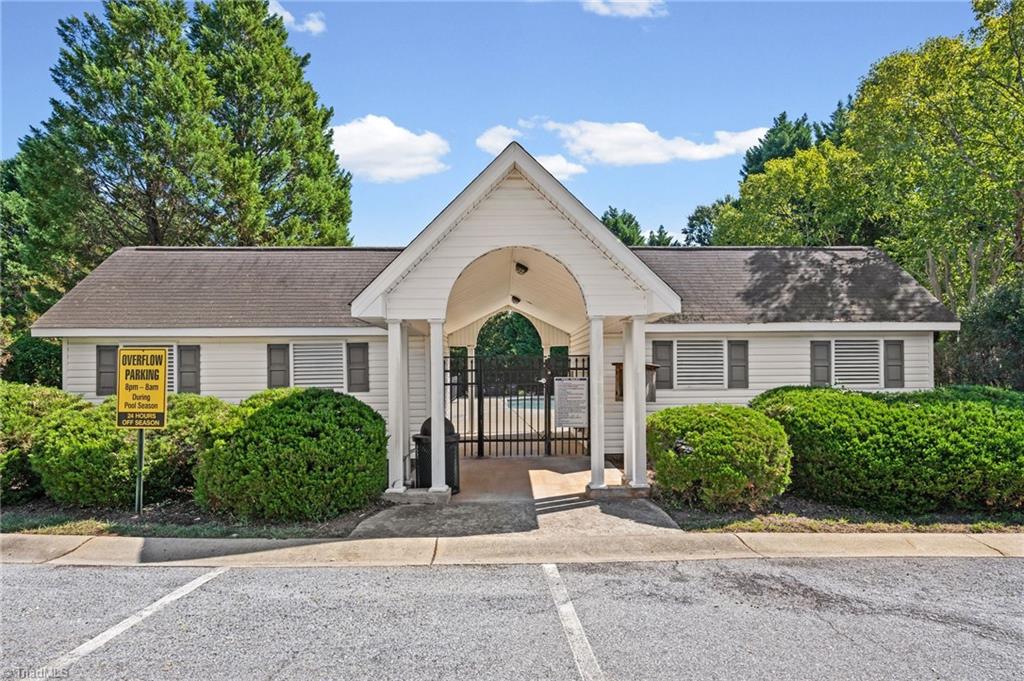 5038 Bartholomews Lane