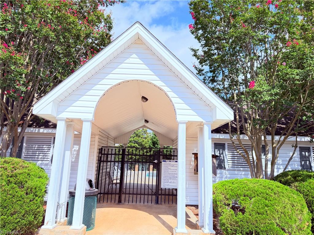 5038 Bartholomews Lane