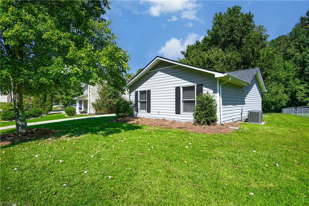 3307 Twin Brooks Drive