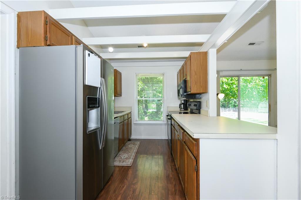 3307 Twin Brooks Drive