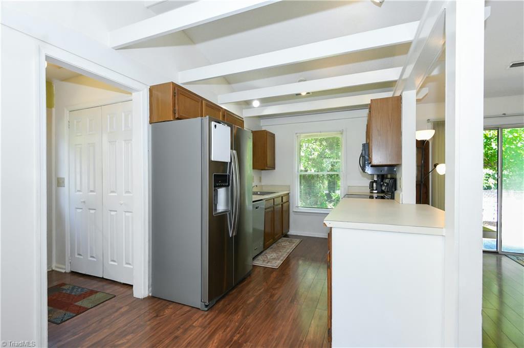 3307 Twin Brooks Drive