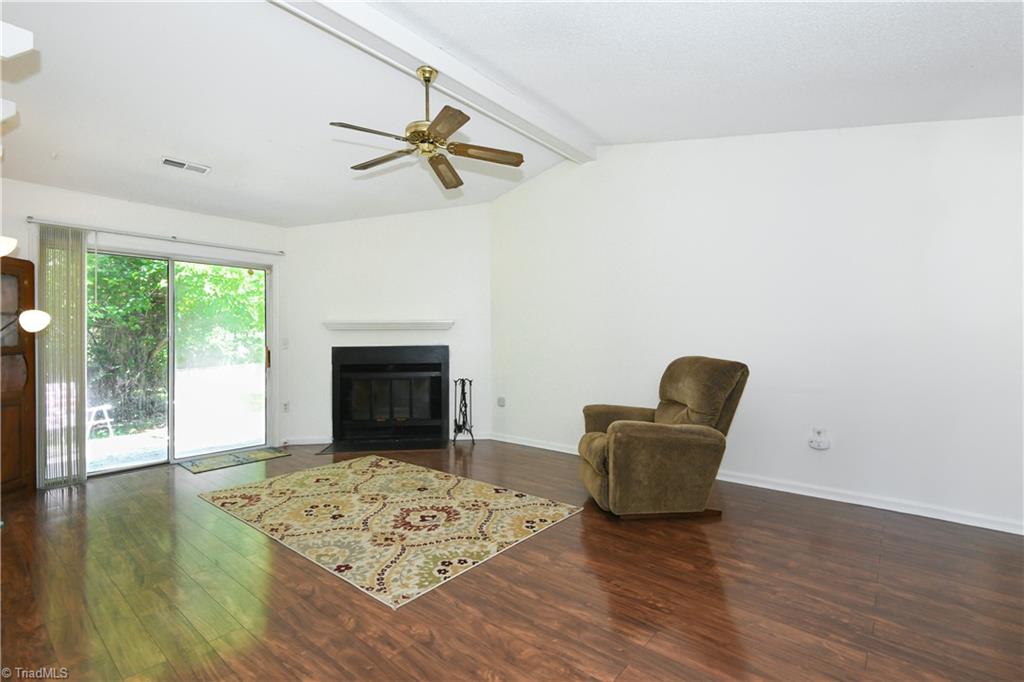 3307 Twin Brooks Drive