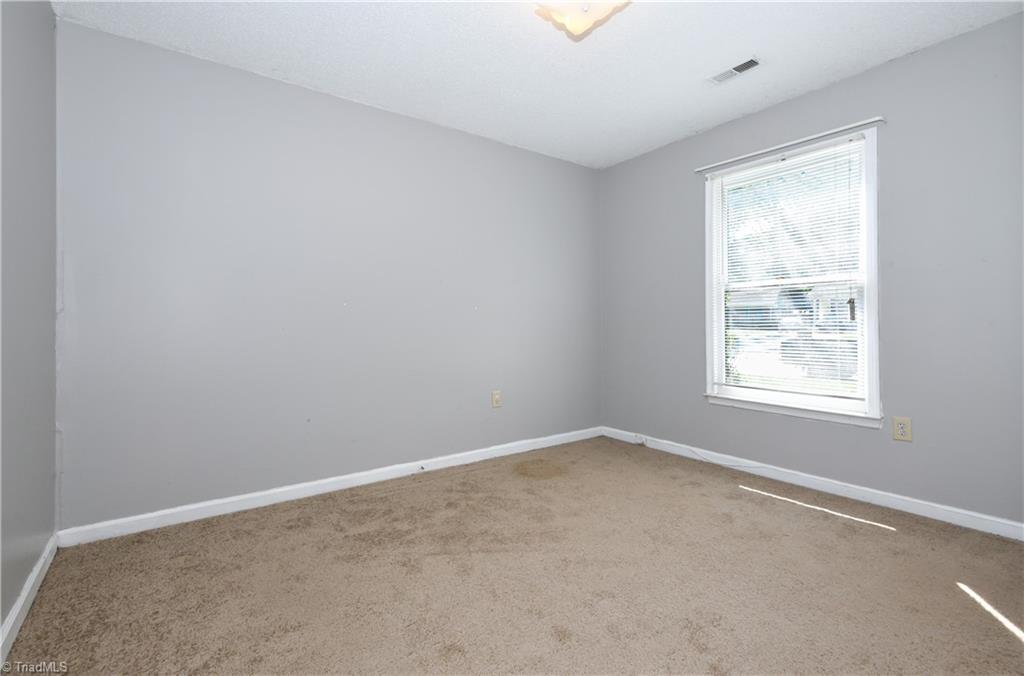 3307 Twin Brooks Drive