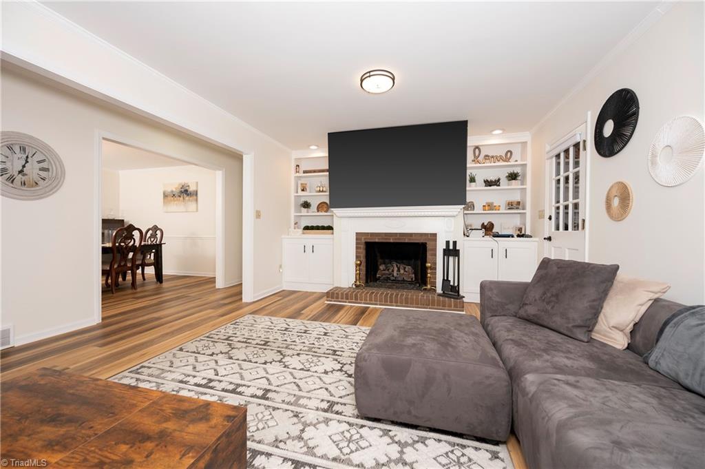 4320 Woodbourne Drive