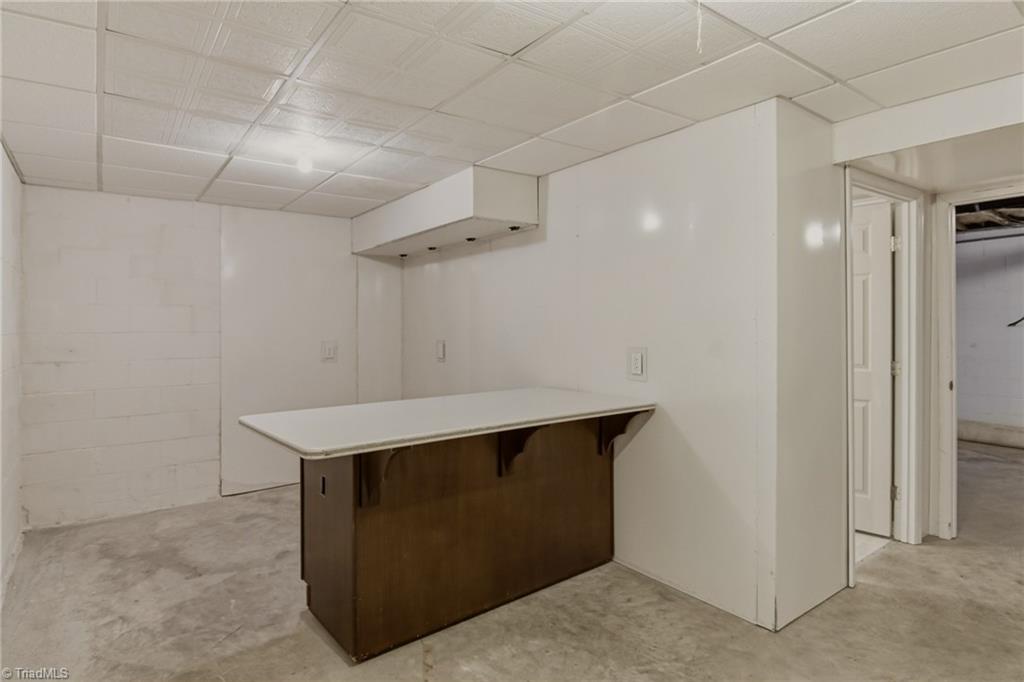 2301 Griffith Road, Winston-Salem