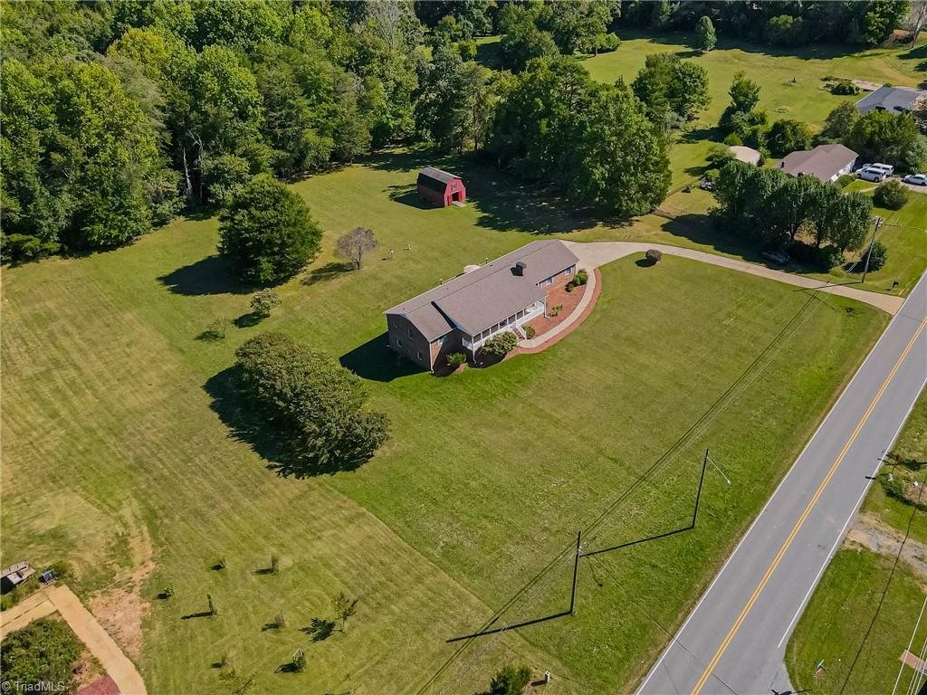 2301 Griffith Road, Winston-Salem