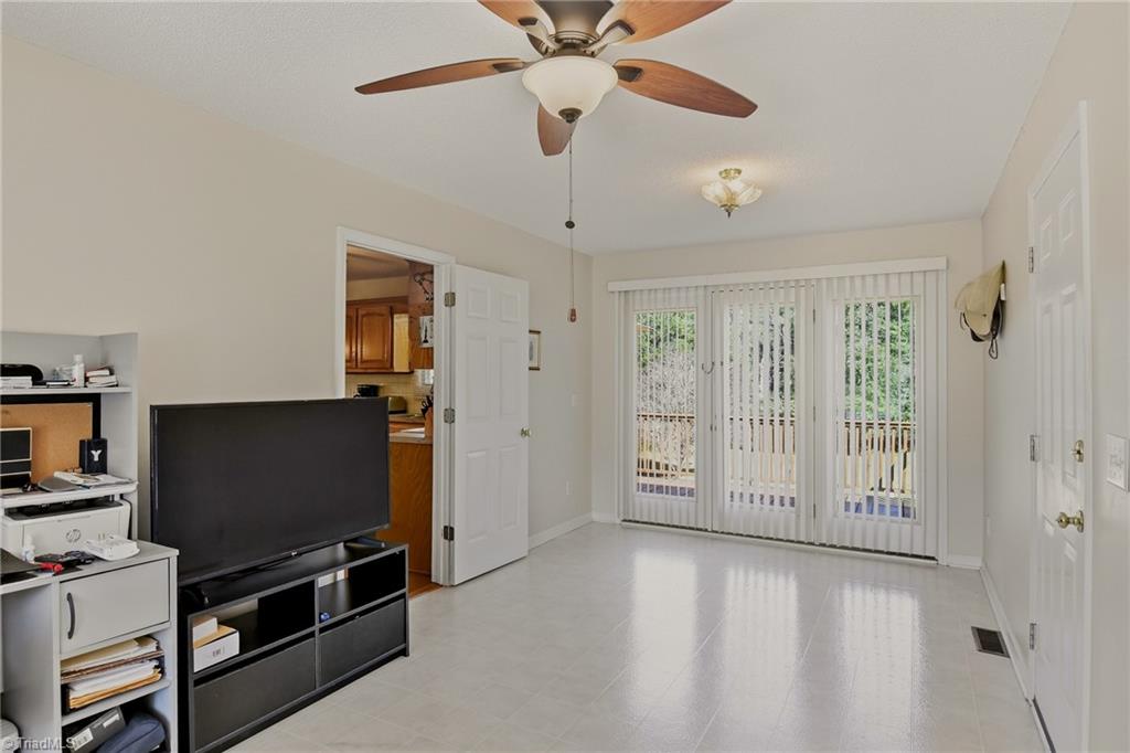 2301 Griffith Road, Winston-Salem