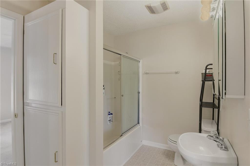 2301 Griffith Road, Winston-Salem