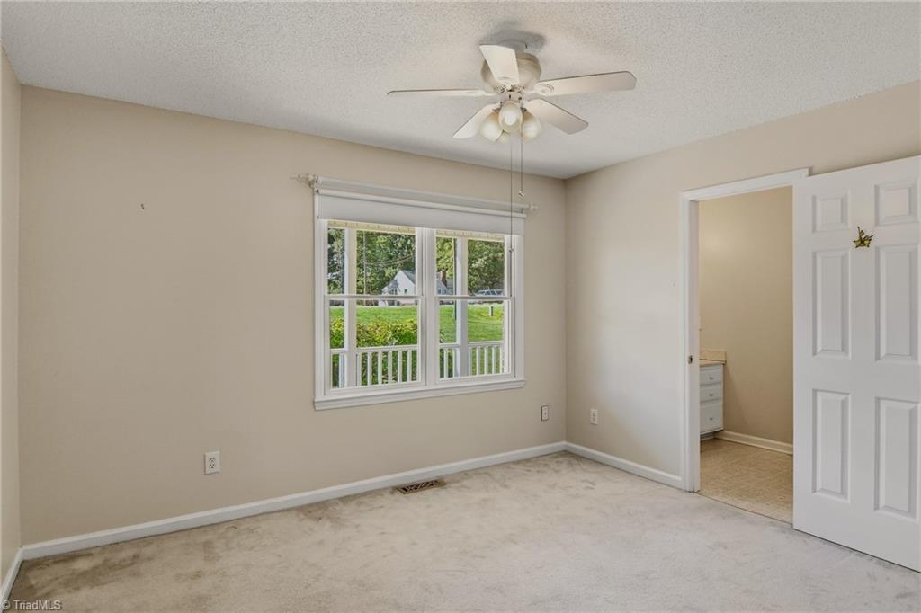 2301 Griffith Road, Winston-Salem