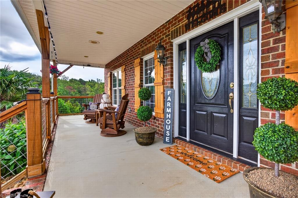 5734 Ogburn Stables Road