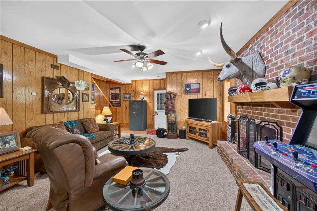 5734 Ogburn Stables Road
