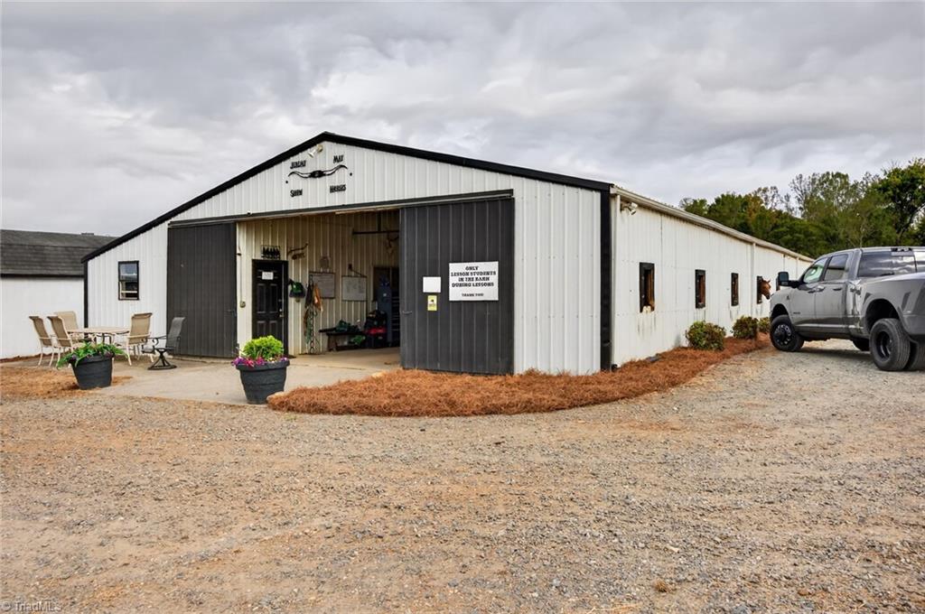 5734 Ogburn Stables Road