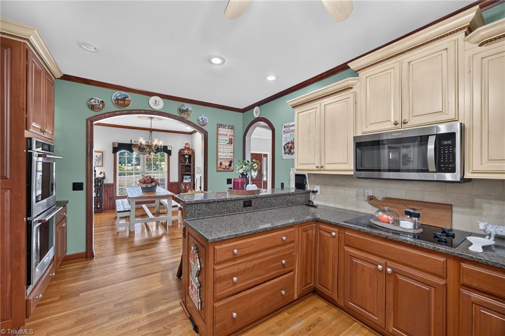 5734 Ogburn Stables Road