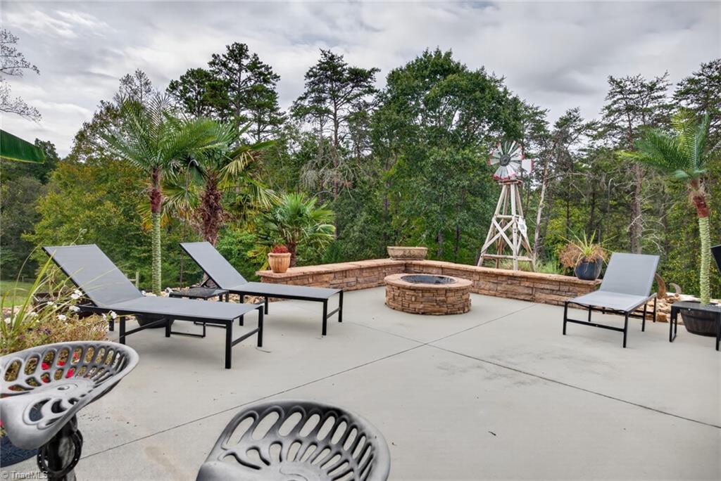 5734 Ogburn Stables Road