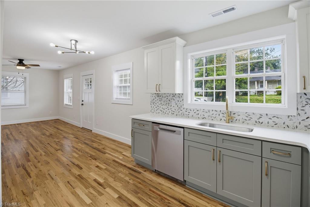 2609 S Main Street, Winston-Salem