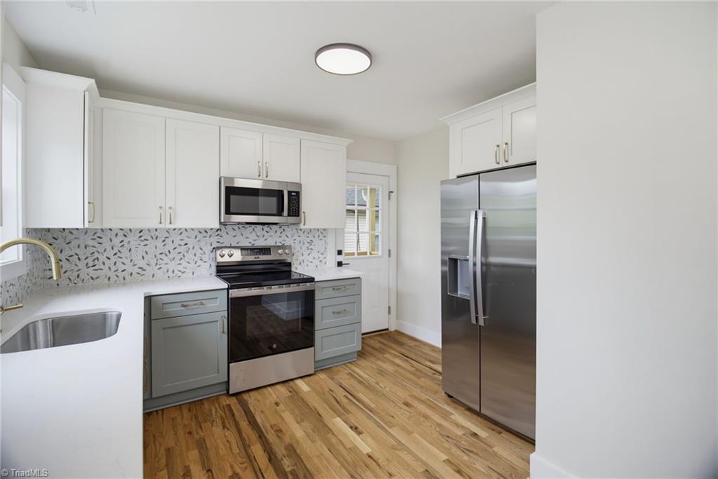 2609 S Main Street, Winston-Salem