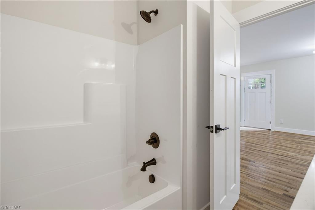 2609 S Main Street, Winston-Salem
