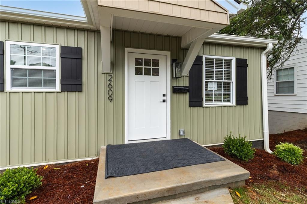 2609 S Main Street, Winston-Salem