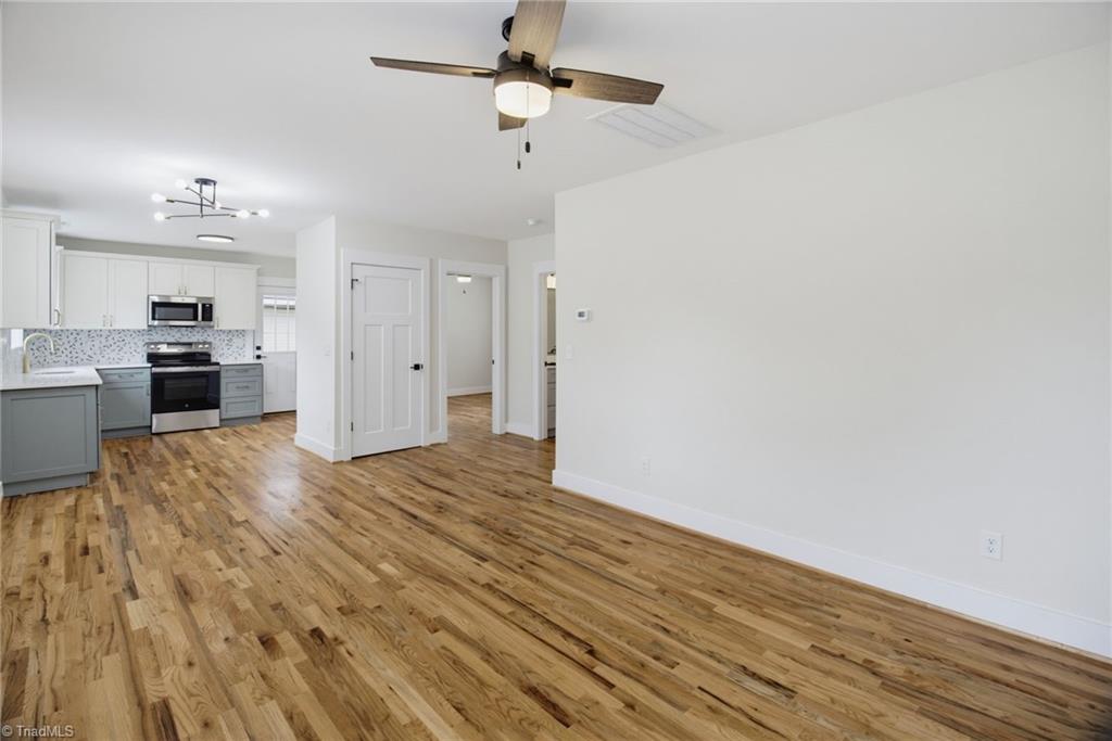 2609 S Main Street, Winston-Salem