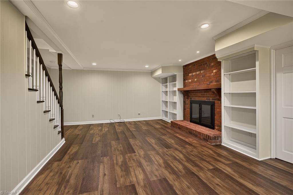 805 Chartwell Circle, Winston-Salem