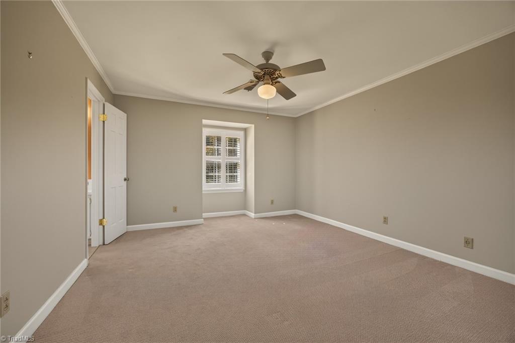 805 Chartwell Circle, Winston-Salem