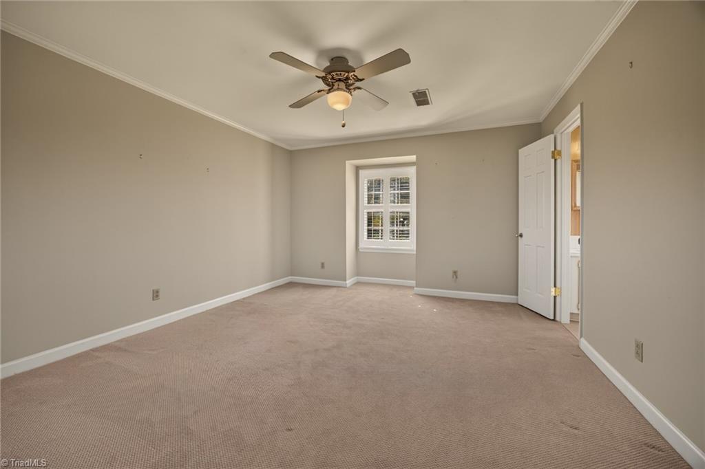 805 Chartwell Circle, Winston-Salem