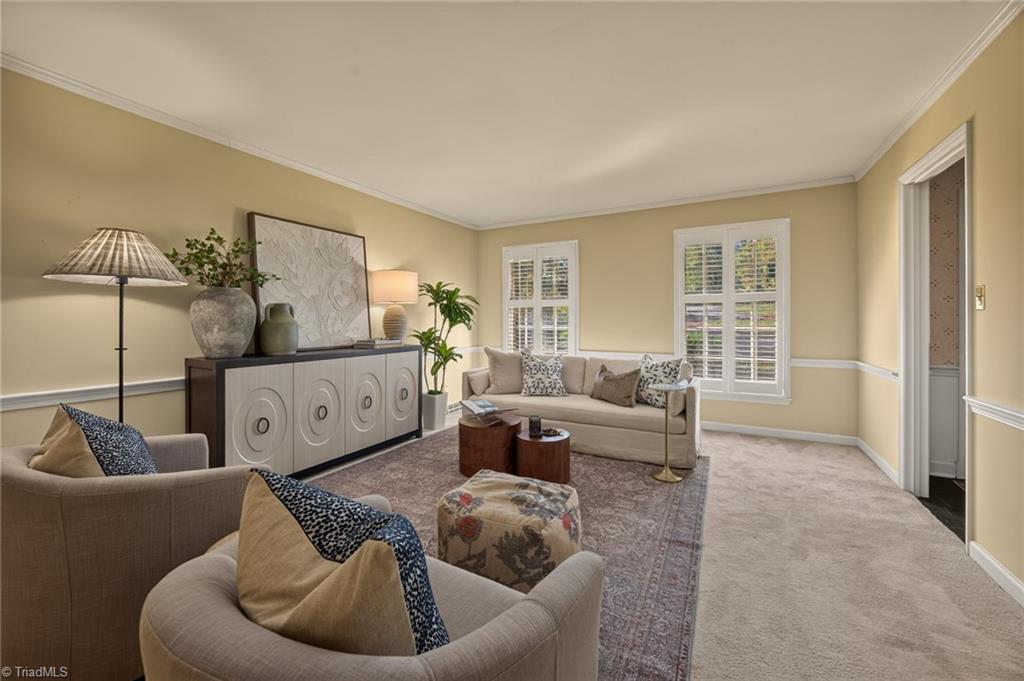 805 Chartwell Circle, Winston-Salem