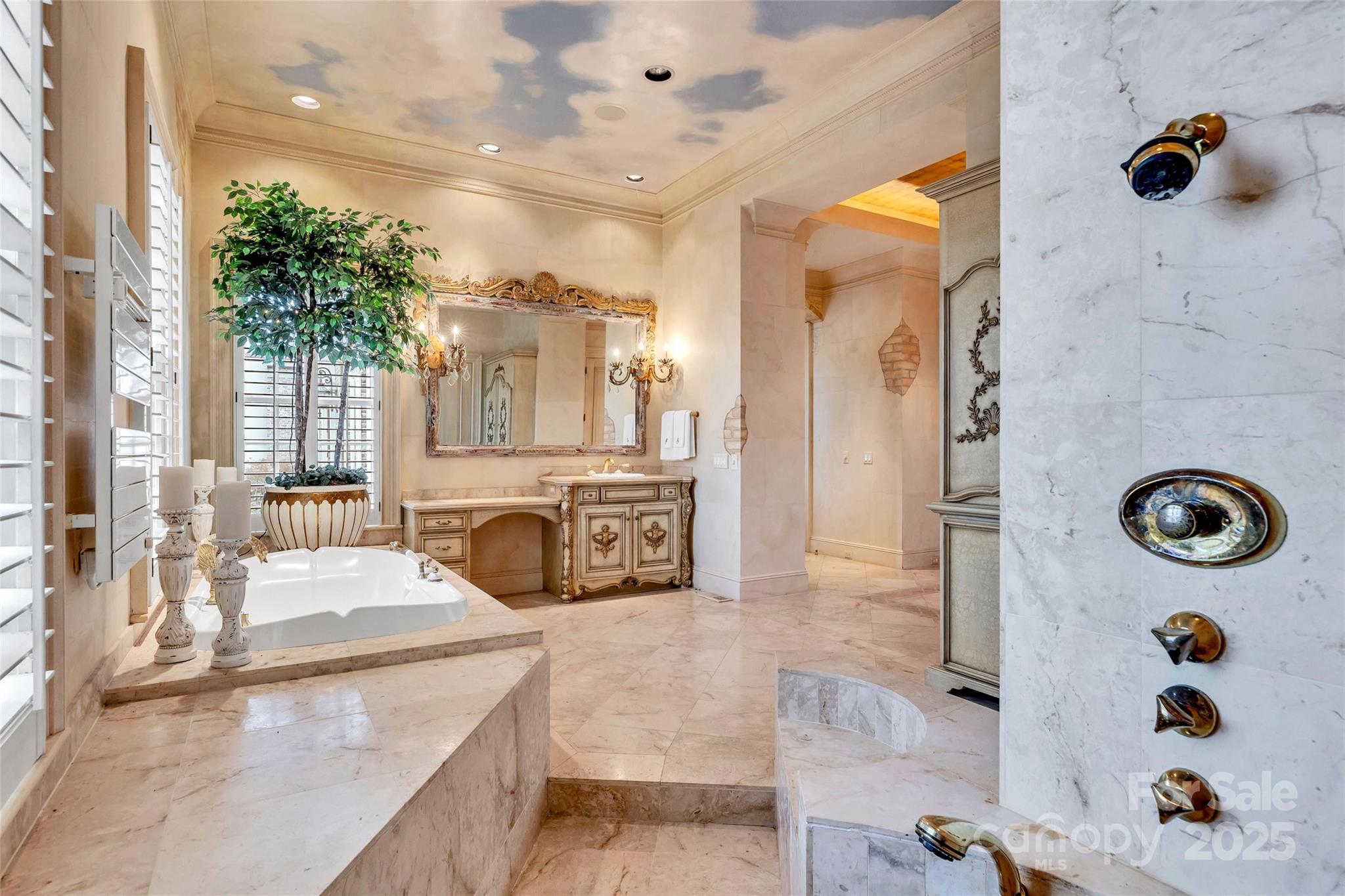 1100 Glen Oaks Drive