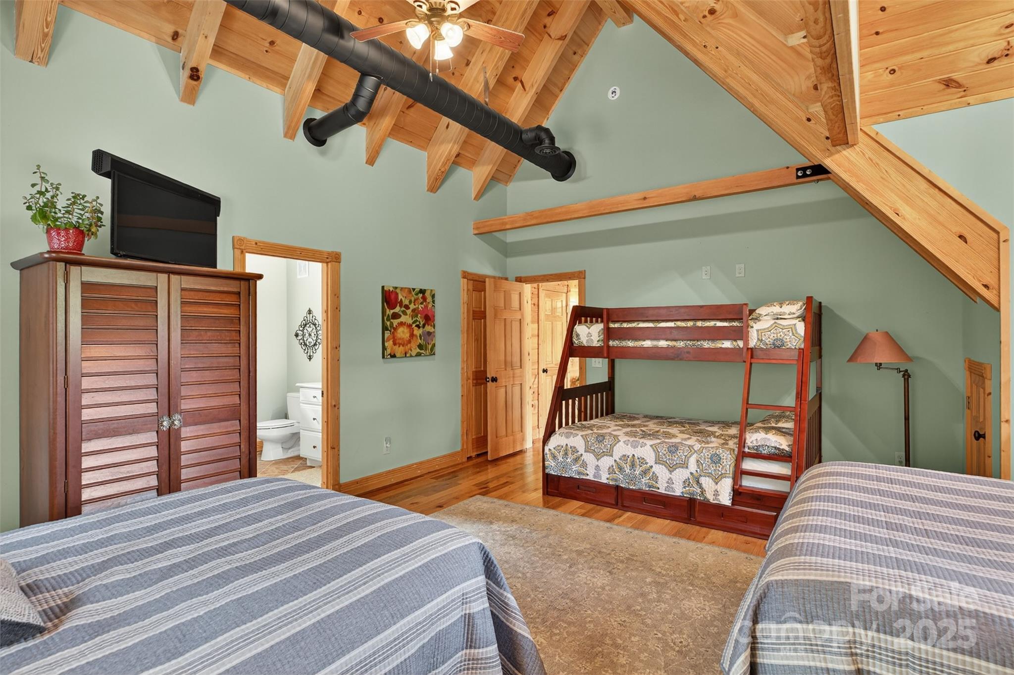 904 Bryan Hollow Road