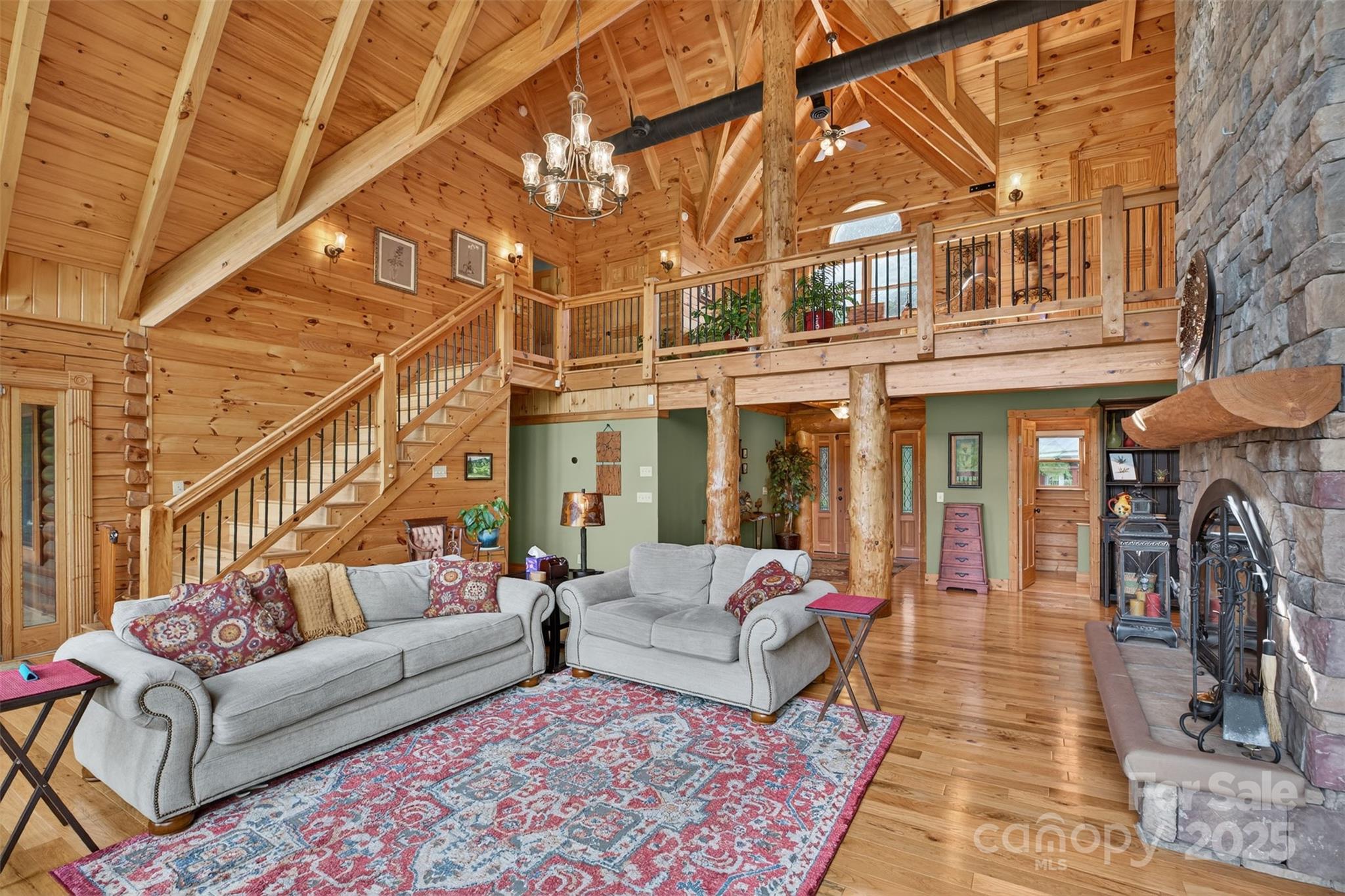 904 Bryan Hollow Road