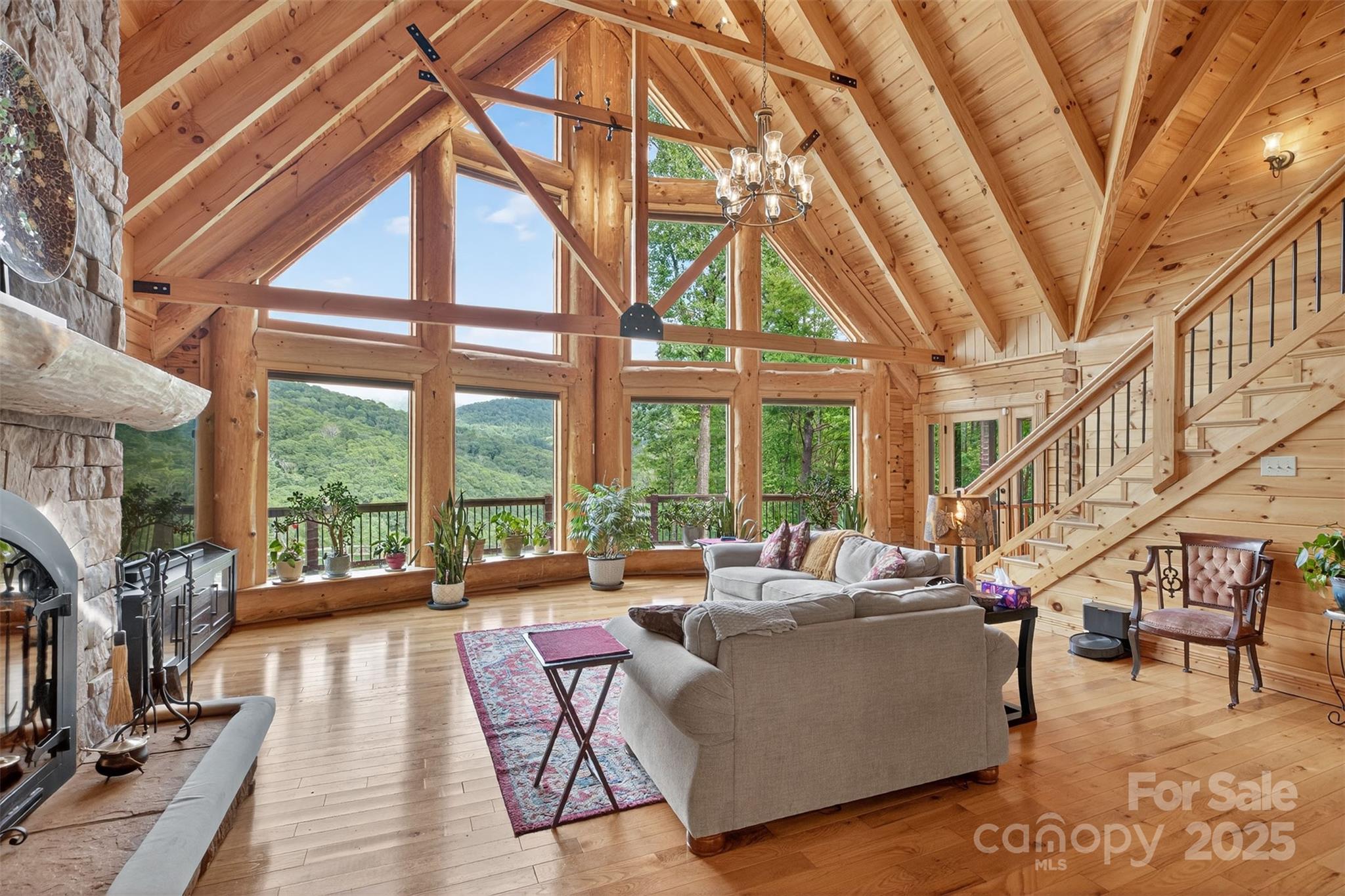 904 Bryan Hollow Road