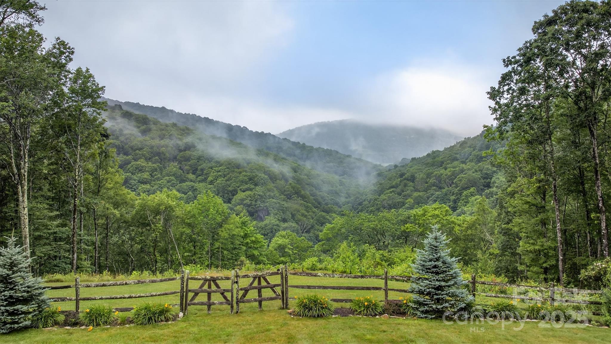 904 Bryan Hollow Road