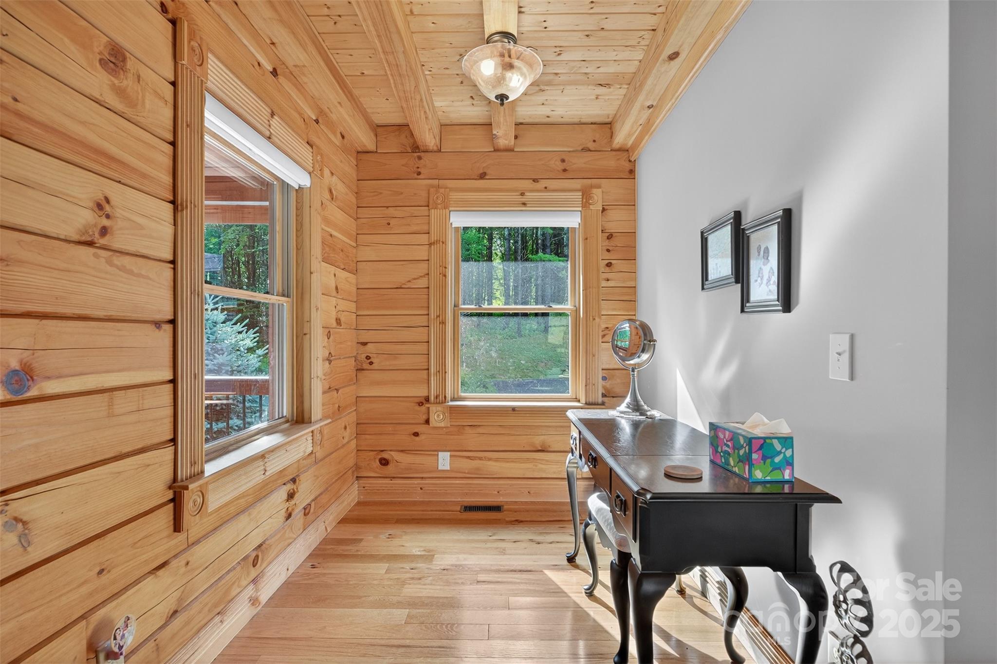 904 Bryan Hollow Road