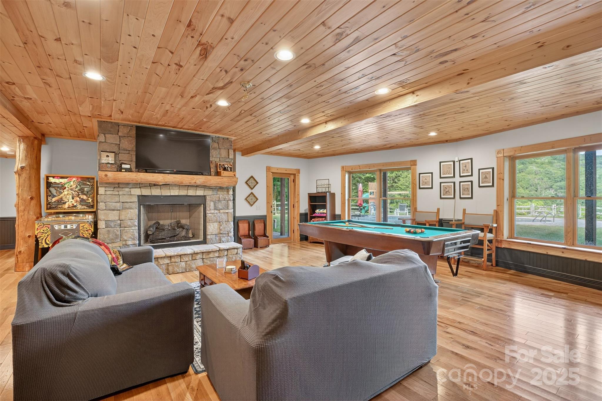 904 Bryan Hollow Road