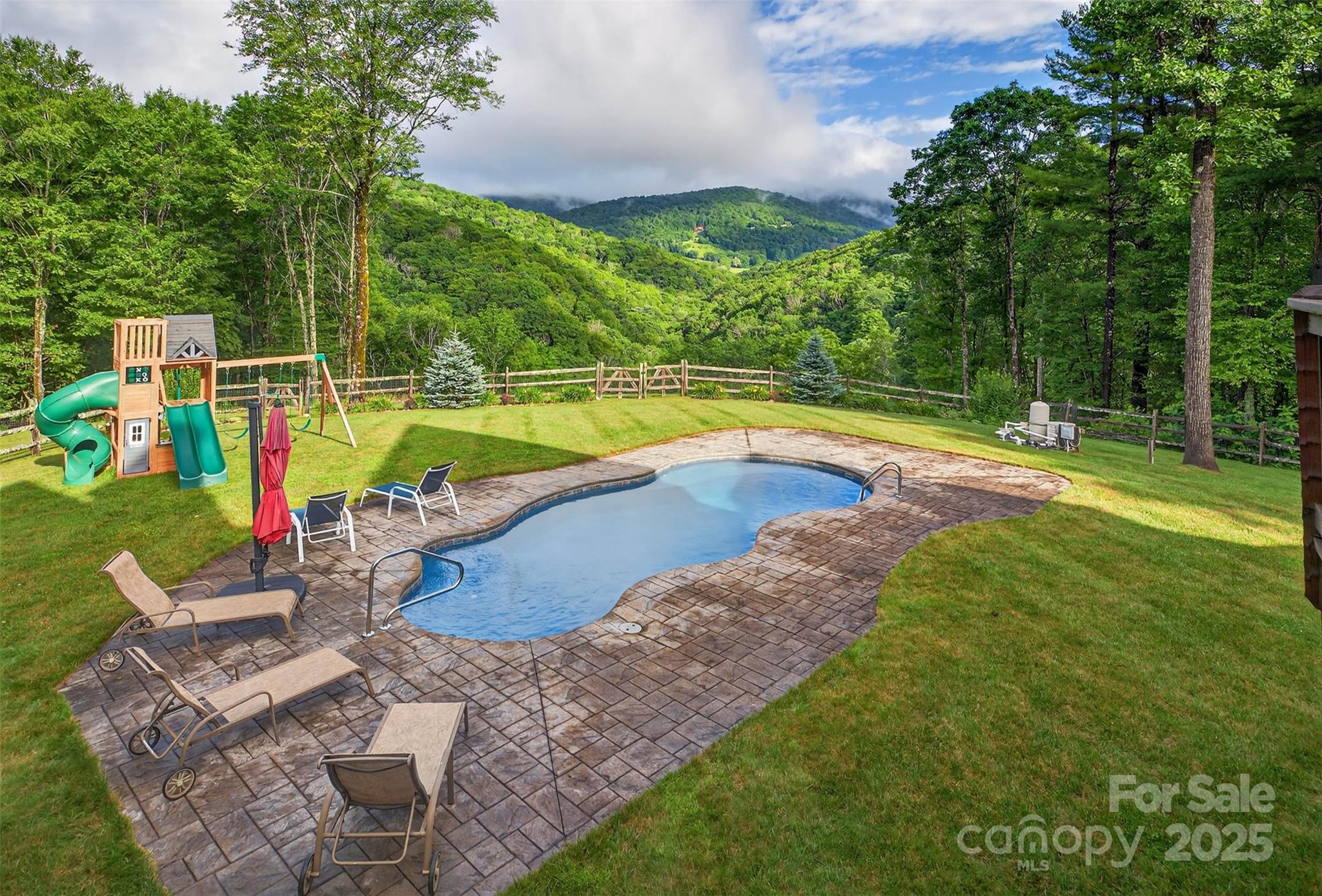 904 Bryan Hollow Road