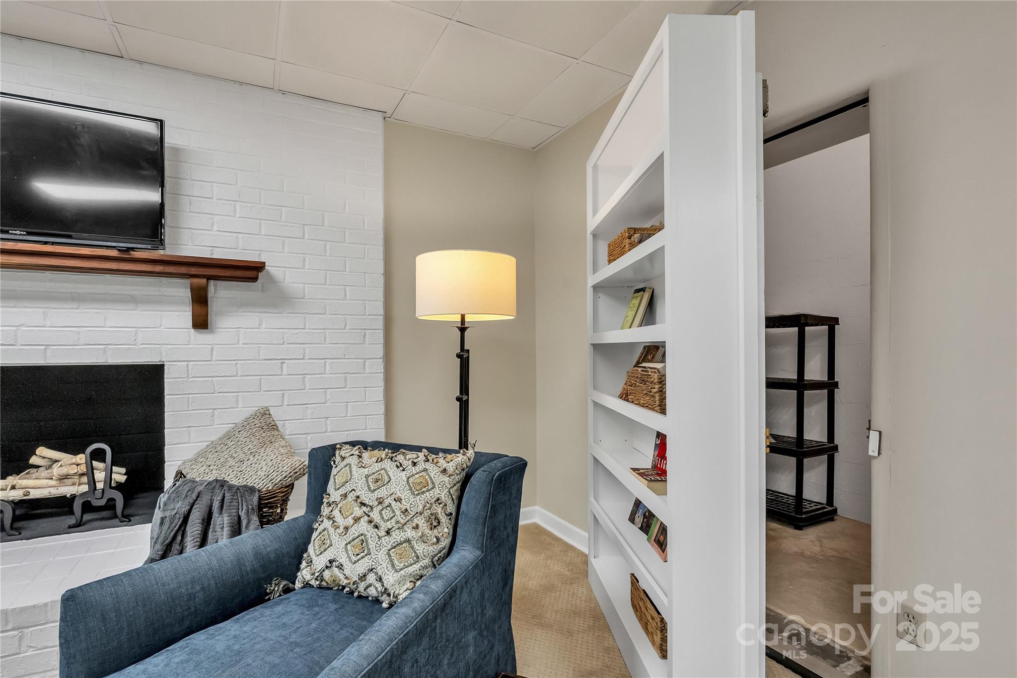 4141 Shattalon Drive