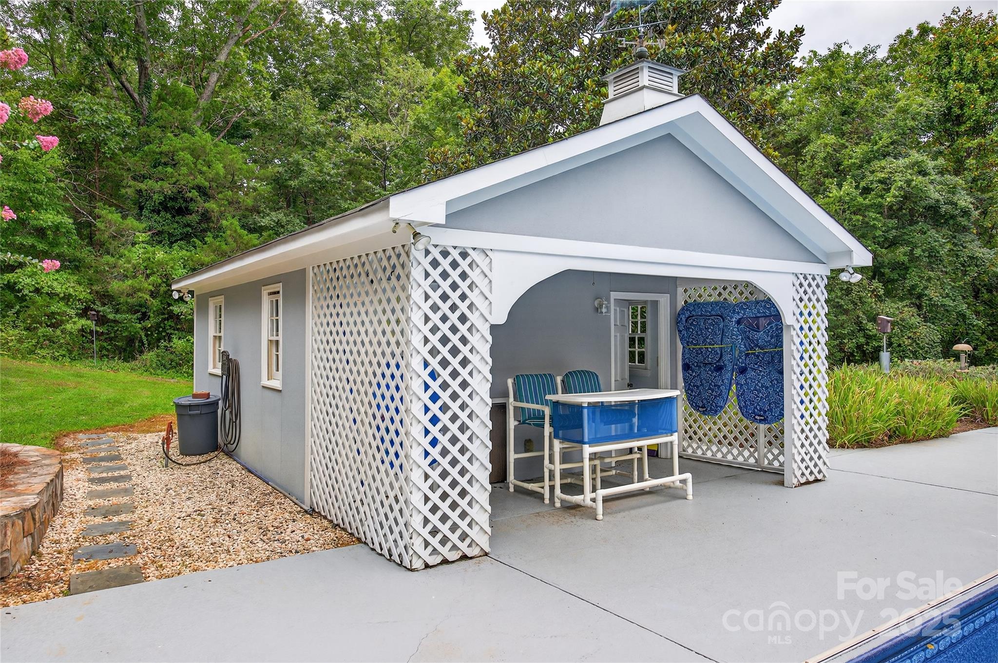4141 Shattalon Drive