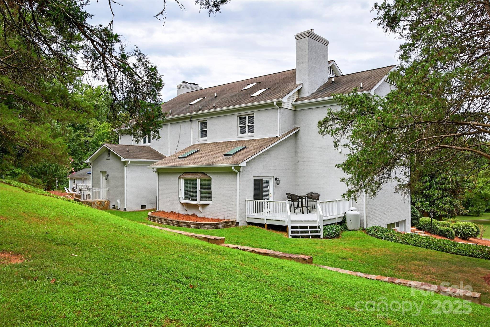 4141 Shattalon Drive