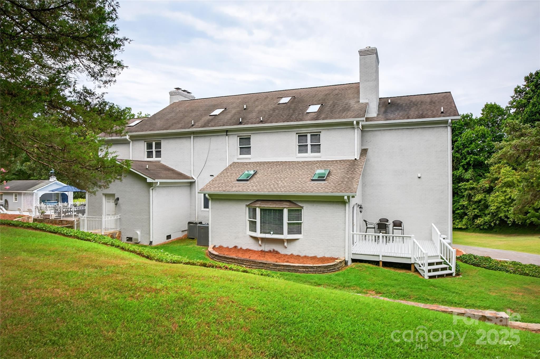 4141 Shattalon Drive