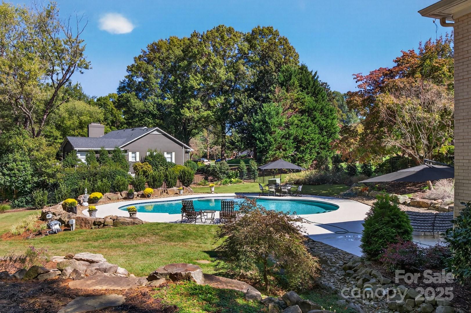 2805 Old Town Club Road
