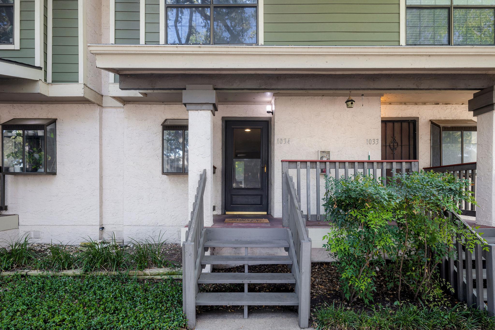 2215 Post RD # 1034
