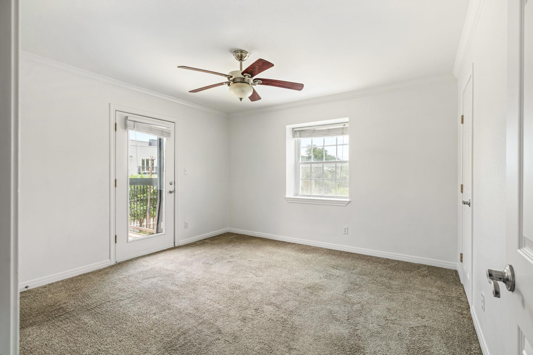 900 S Lamar BLVD # 201