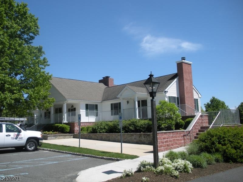 20 Alexandria Way